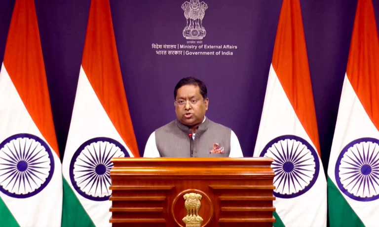 అబద్ధం.. ఆ బుద్ధి మారదు